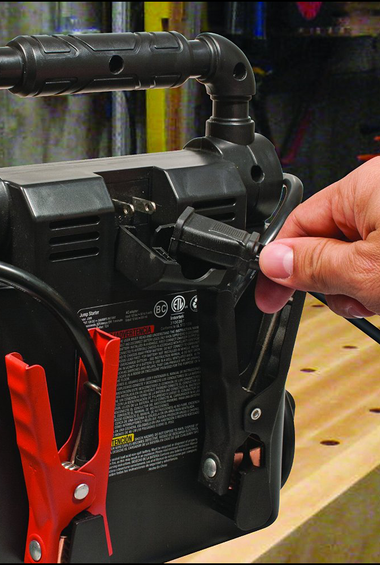 Stanley J5C09 1000 Peak Amp Jump Starter